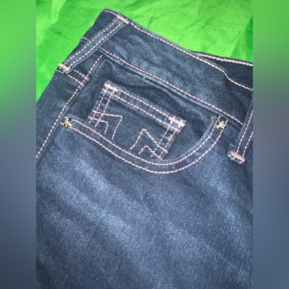 NWT Women's True Religion Becca Mid Rise Boot Cut Dark Blue Jeans size 28 - Picture 3 of 14